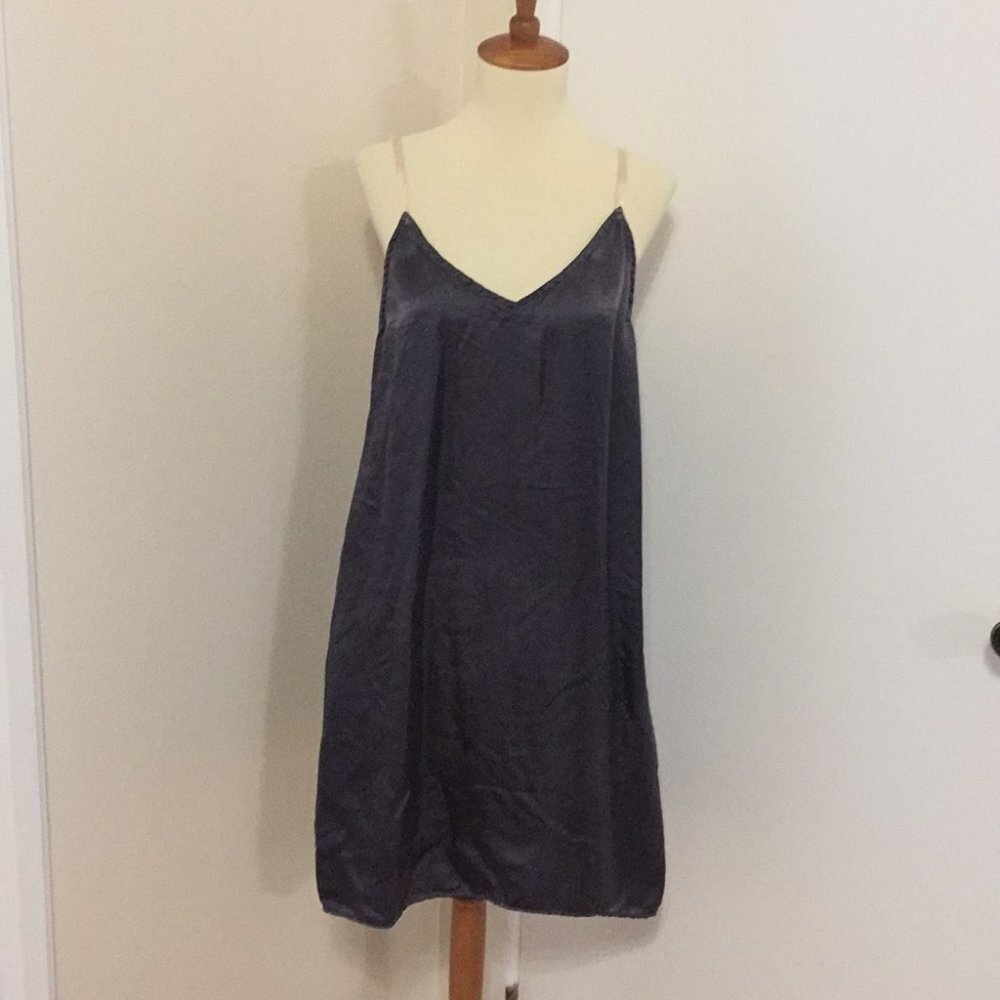 S NWOT LOVE TANJANE SIlk Chemise EE34 2717‎
